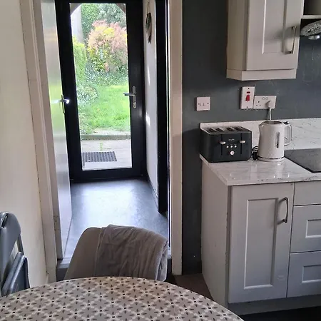 Cosy 3-bedroom Townhouse Private Garden Dom wakacyjny
